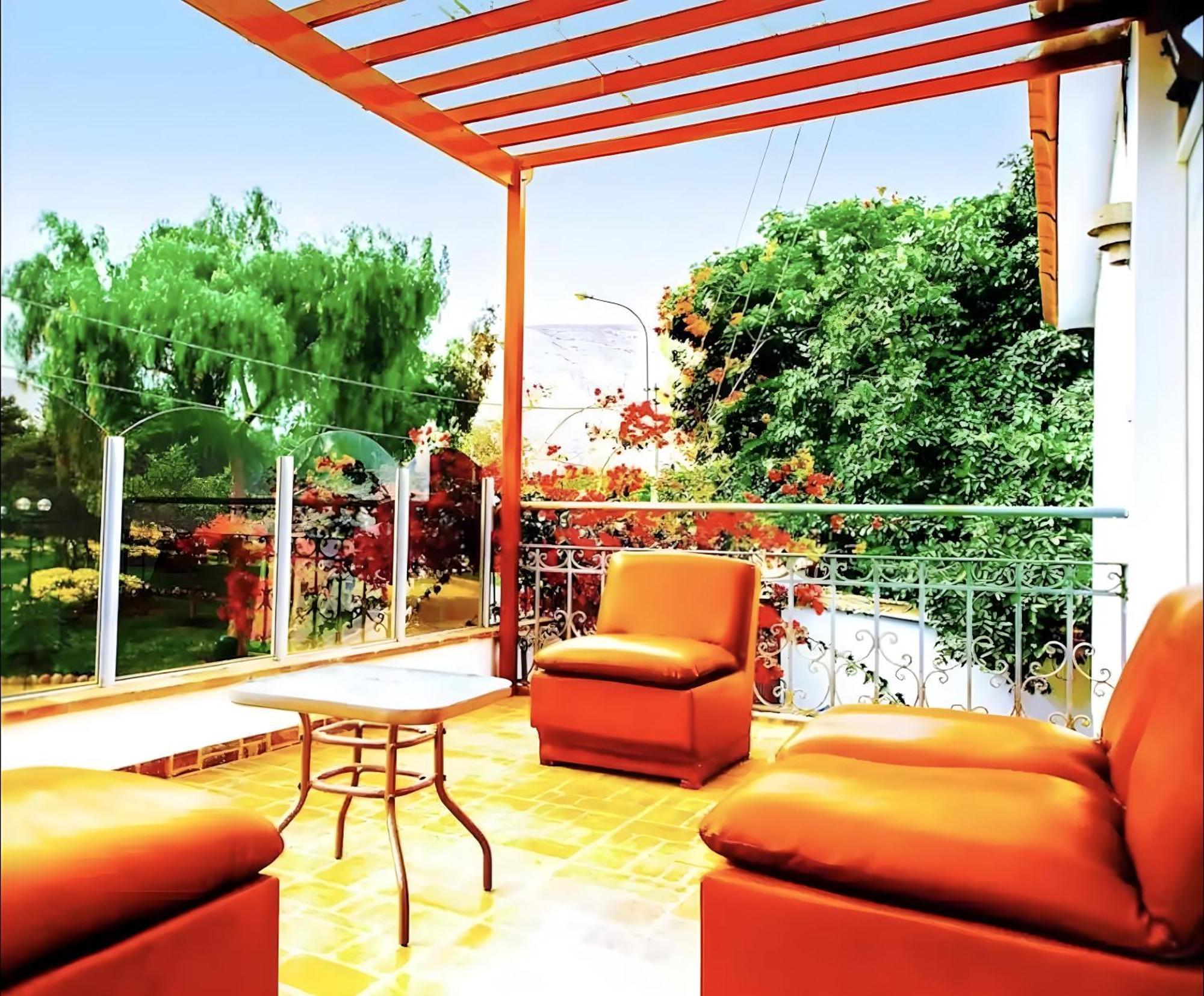 Hotel Alegre Cieneguilla Peru Lima